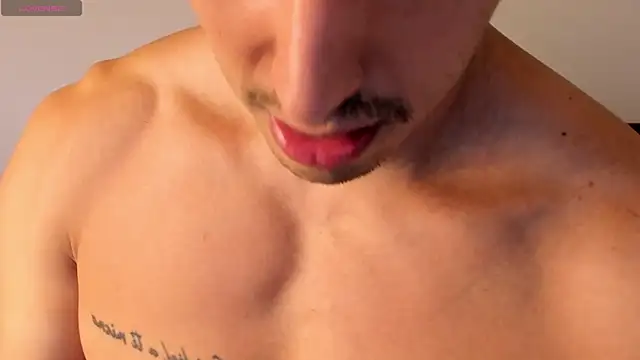 Lorenzoferrec online show from December 20, 11:56 pm