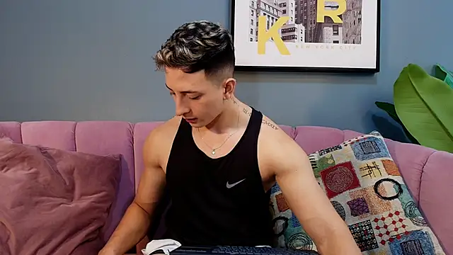 Zack Miller24 online show from January 22, 2:14 pm