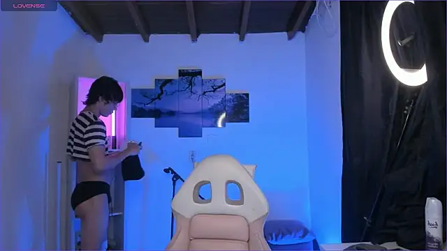 odelei online show from November 4, 8:54 pm