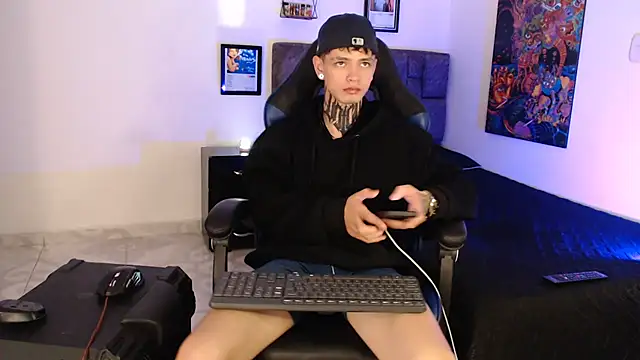 Dan brownn online show from April 22, 2:29 am