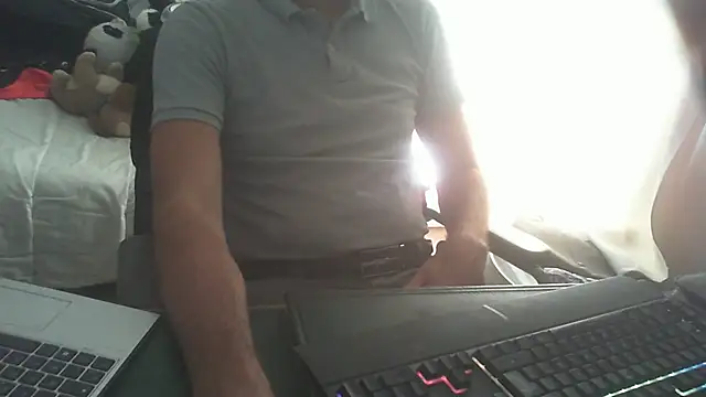 shyfrenchcock1 online show from July 24, 9:16 am