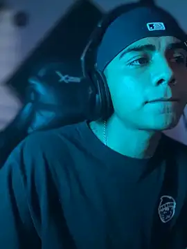 SkinnyHot444 online show from December 13, 10:13 pm