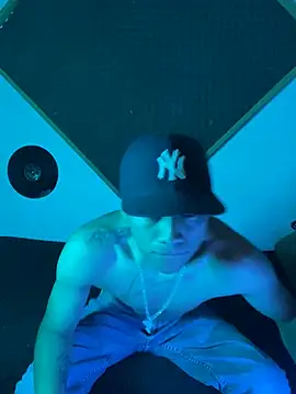 SkinnyHot444 online show from February 18, 4:16 pm