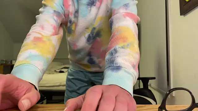 Dylansd online show from December 17, 6:35 am