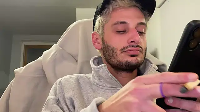 Dylansd online show from January 11, 4:16 am