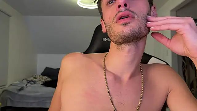 Dylansd online show from December 19, 7:49 am