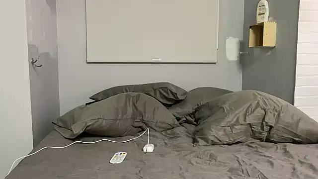 Dylansd online show from January 6, 8:35 am