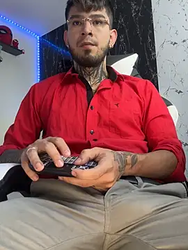 Snapshot of Anthony-Martin chatting on October 20, 12:20 pm Anthony-Martin online show from October 20, 12:20 pm