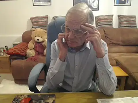 Ferret7777 online show from June 7, 8:05 pm