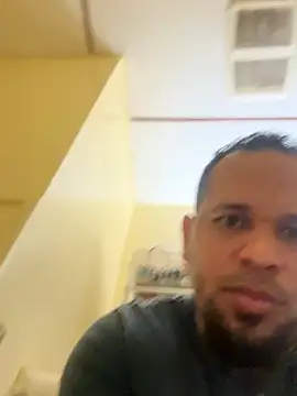 Snapshot of kelin17 chatting on September 25, 8:24 am kelin17 online show from September 25, 8:24 am