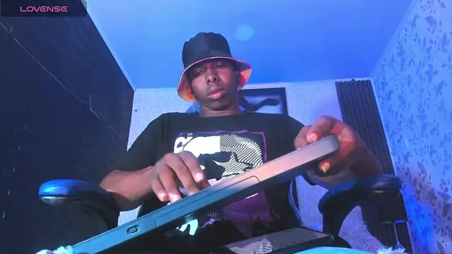 JD THEBABY online show from March 12, 12:36 pm