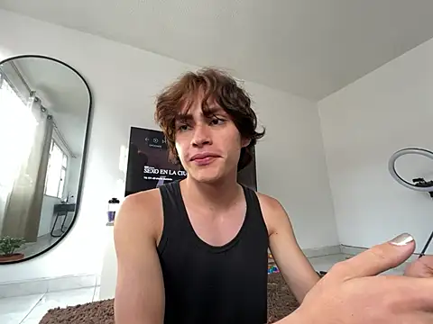 Ne0nn online show from December 31, 9:50 pm