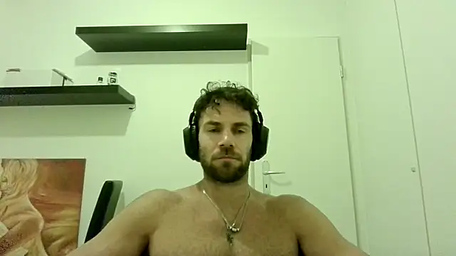 alpha-hunk online show from September 20, 6:52 pm