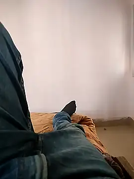 Snapshot of Sanjaysharmarbl chatting on March 19, 8:34 am Sanjaysharmarbl online show from March 19, 8:34 am