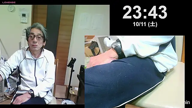 mama010-chan online show from October 11, 2:43 pm