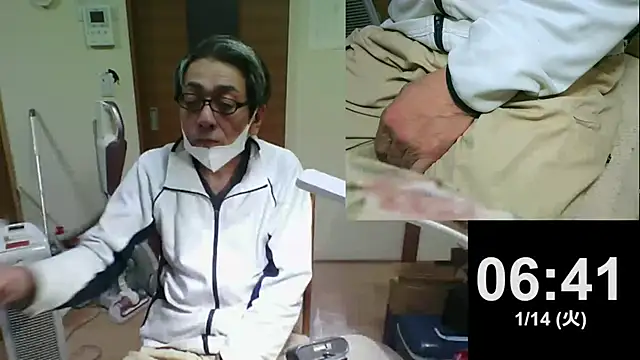 mama010-chan online show from January 13, 9:42 pm