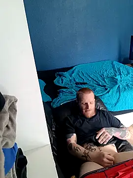 GINGERHEADMAN online show from March 17, 8:40 pm