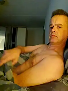 Hectorthyssen1 online show from September 20, 10:10 pm