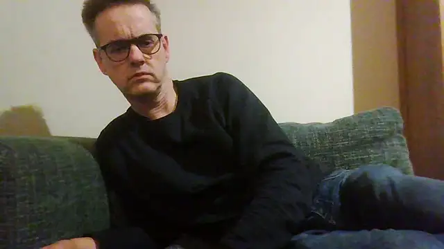 Hectorthyssen1 online show from December 12, 10:20 pm