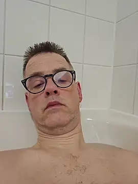 Hectorthyssen1 online show from February 11, 8:14 pm