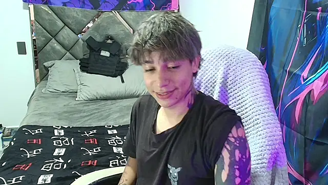 Zacktk7 online show from April 10, 7:21 pm