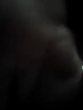 KeepCummingForYou73 online show from December 20, 9:33 pm