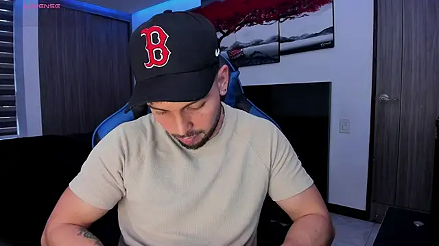 nick klaus online show from April 8, 11:02 pm