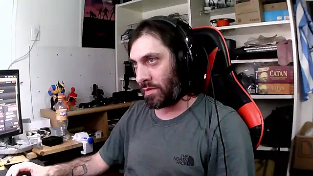 johnwood88 online show from December 5, 4:19 am