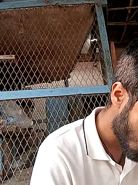 Skinny Bigass 23 online show from February 6, 7:02 am