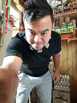 Snapshot of TheBriiaand30 chatting on October 17, 3:16 pm TheBriiaand30 online show from October 17, 3:16 pm