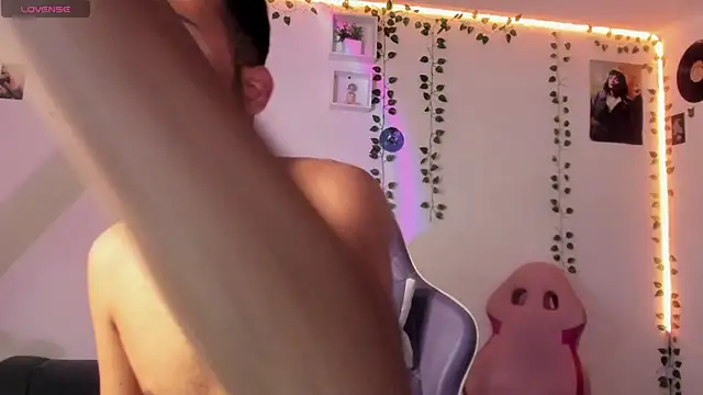 Raf brunette online show from February 20, 12:04 pm