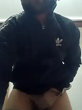 Snapshot of smartboy010101 chatting on January 17, 4:48 pm smartboy010101 online show from January 17, 4:48 pm