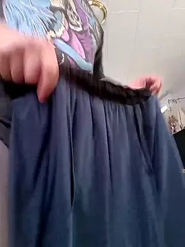 ChuckyyDee online show from April 4, 6:27 pm