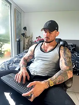 DimitriSullivan  online show from January 16, 1:47 pm