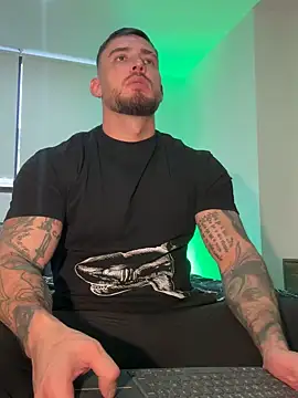 DimitriSullivan  online show from July 18, 10:04 pm