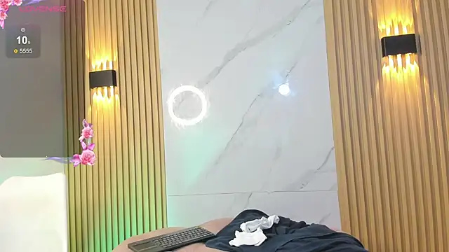 im sebaslopez online show from January 15, 4:04 am