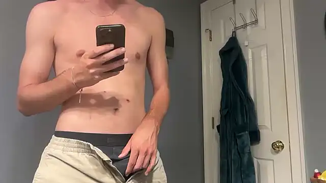 dylanwolf01 online show from June 11, 6:39 pm