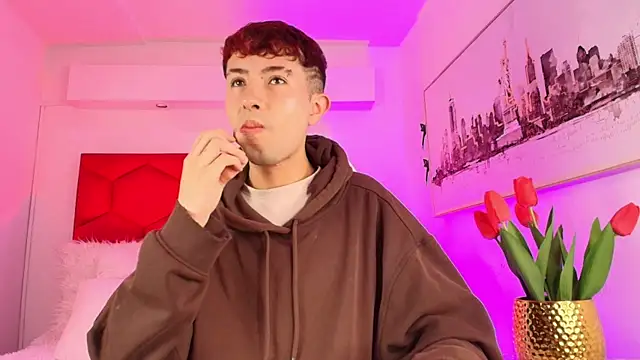 Noah Xitruxx online show from December 1, 1:03 pm