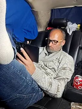 DatingProfile USA 43 str8 online show from February 15, 2:37 am