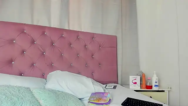  lexx1e online show from October 1, 1:26 pm