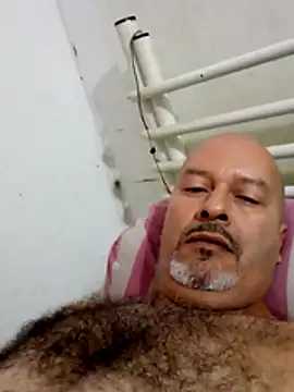 Juan 45 online show from June 17, 6:20 pm