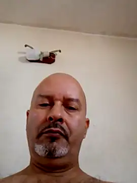 Juan 45 online show from June 26, 5:04 pm