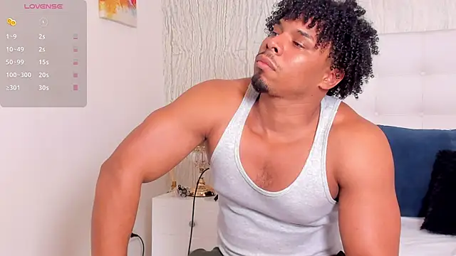 Jacub Micke1 online show from January 17, 2:58 am