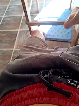 Snapshot of paubabando_ chatting on February 3, 12:47 pm paubabando  online show from February 3, 12:47 pm