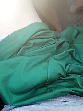 paubabando  online show from December 16, 9:11 pm