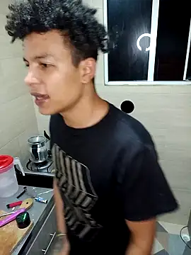 Black Diamon  online show from December 13, 11:39 pm