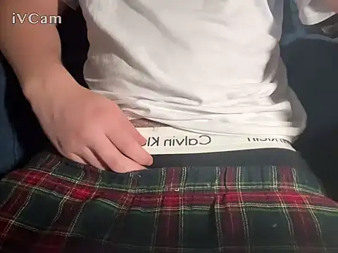 Axeeeeeeeeeeeel online show from January 17, 4:43 pm