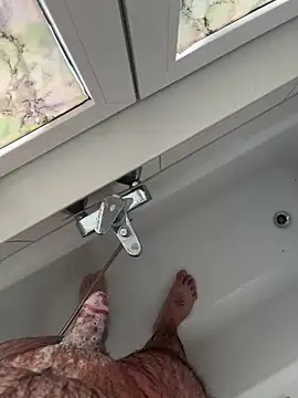 Loco42- online show from January 4, 2:35 pm