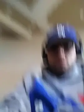 Snapshot of hdzferG chatting on December 11, 5:10 pm hdzferG online show from December 11, 5:10 pm