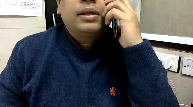 simpleguy1011 online show from December 30, 2:51 pm